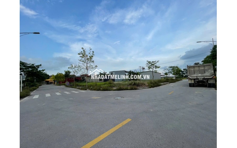 đấu giá tiến thịnh , mê linh. băng 2 đường 308. cạnh ủy ban xã
