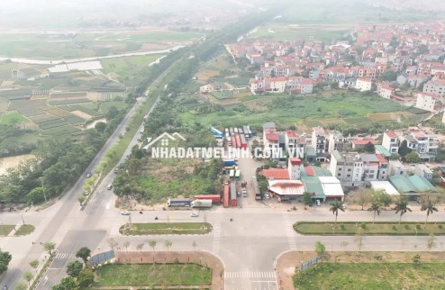 Lô Góc trung tâm hành chính Mê Linh (cũ). khu đông dân ít người bán